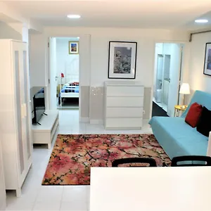 https://alfama-34.hotels-lisbon-portugal.com